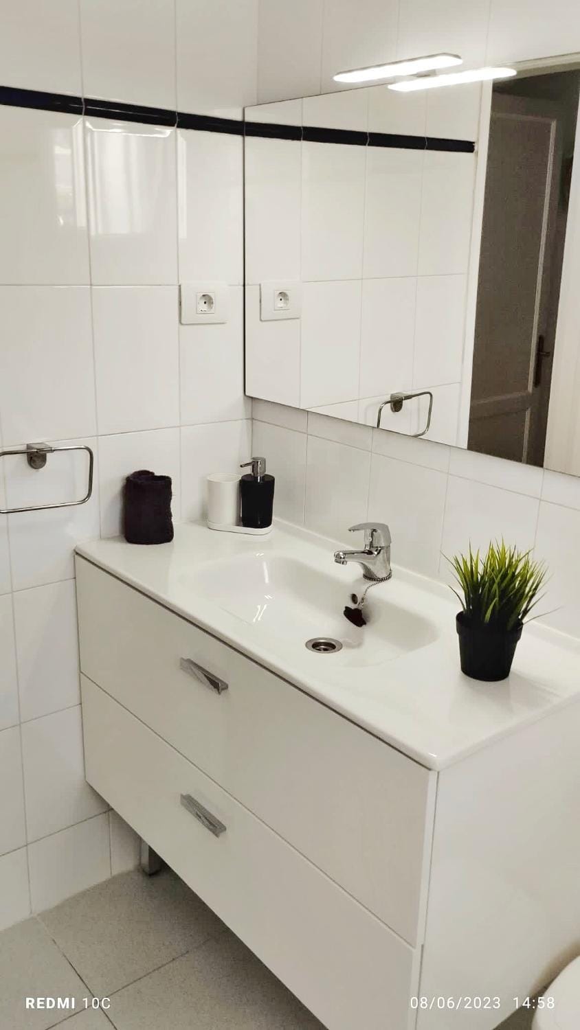Bathroom, heating, towels