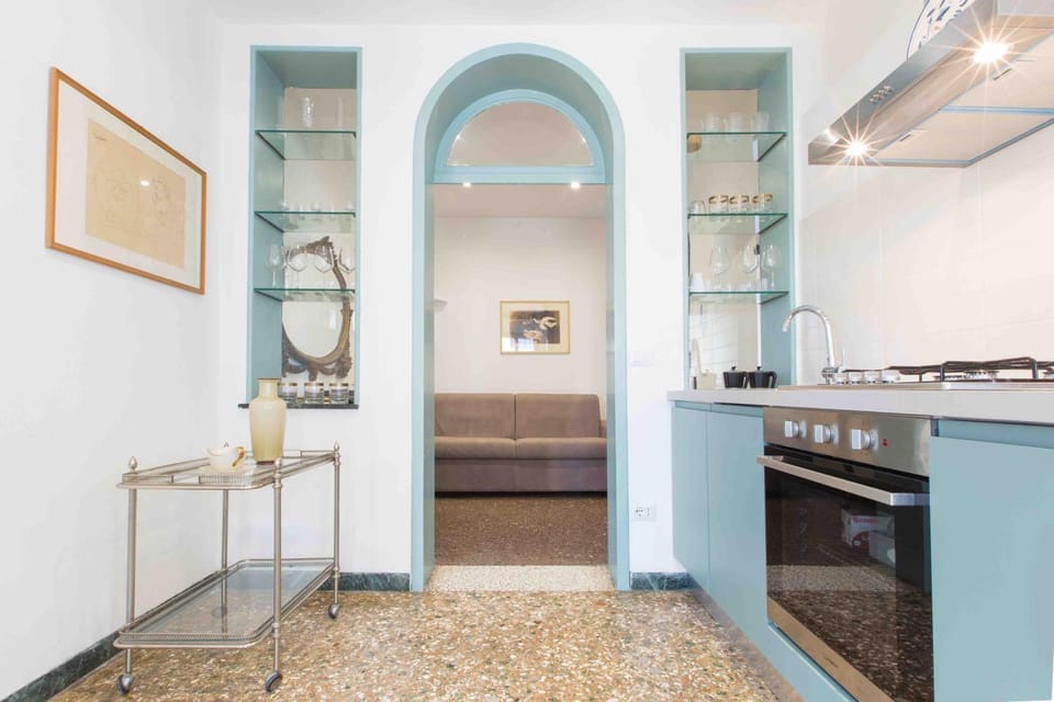 Coffee/tea facilities, Kitchen or kitchenette