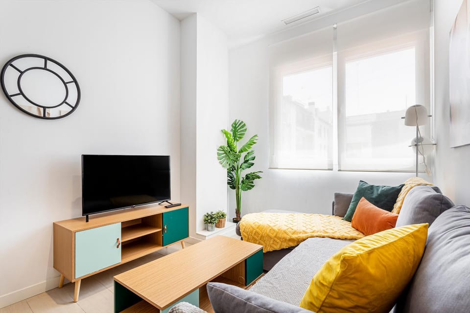 R&C APARTMENTS CLOSE to CENTER Apartment in Valencia