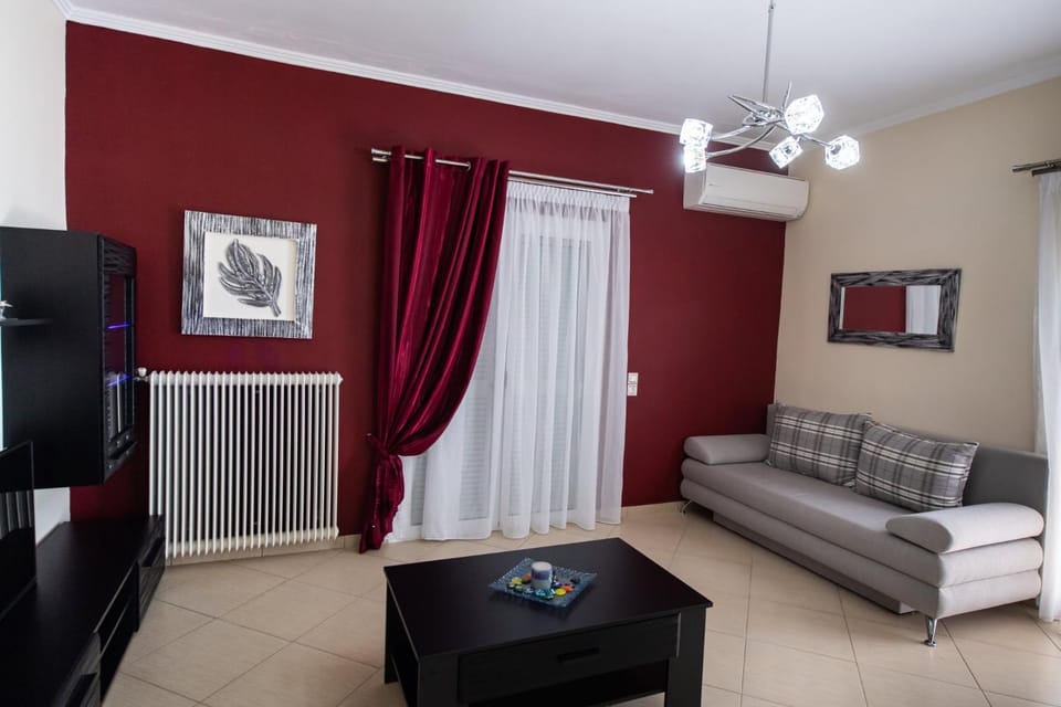 Communal lounge/ TV room, TV and multimedia, Living room, Seating area