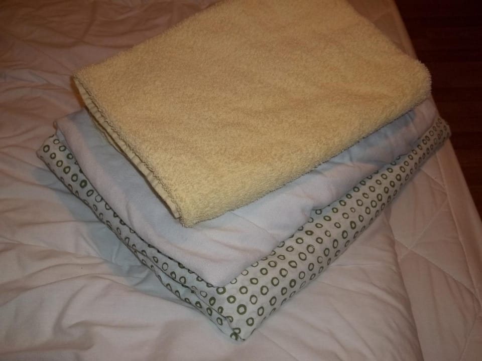 Bed, Bedroom, bunk bed