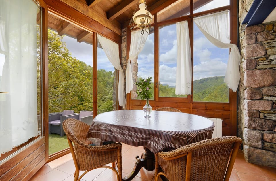 Solarium, Seating area