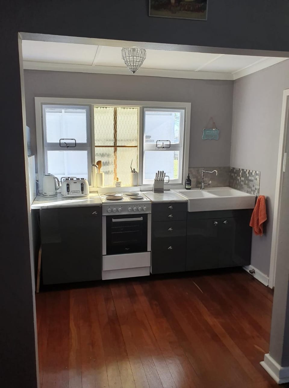 Coffee/tea facilities, Kitchen or kitchenette