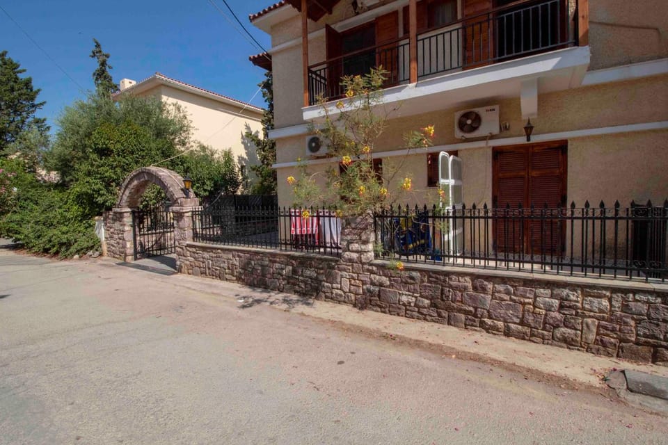 Laconian Collection #Mavrovouni By the Sea# Apartment in Peloponnese Region