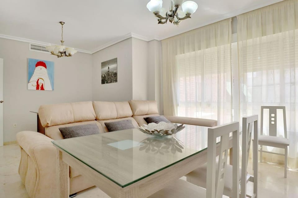 Communal lounge/ TV room, Living room, Seating area, Dining area