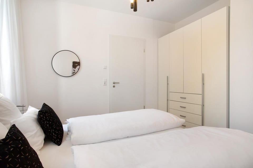 Living room, Bedroom