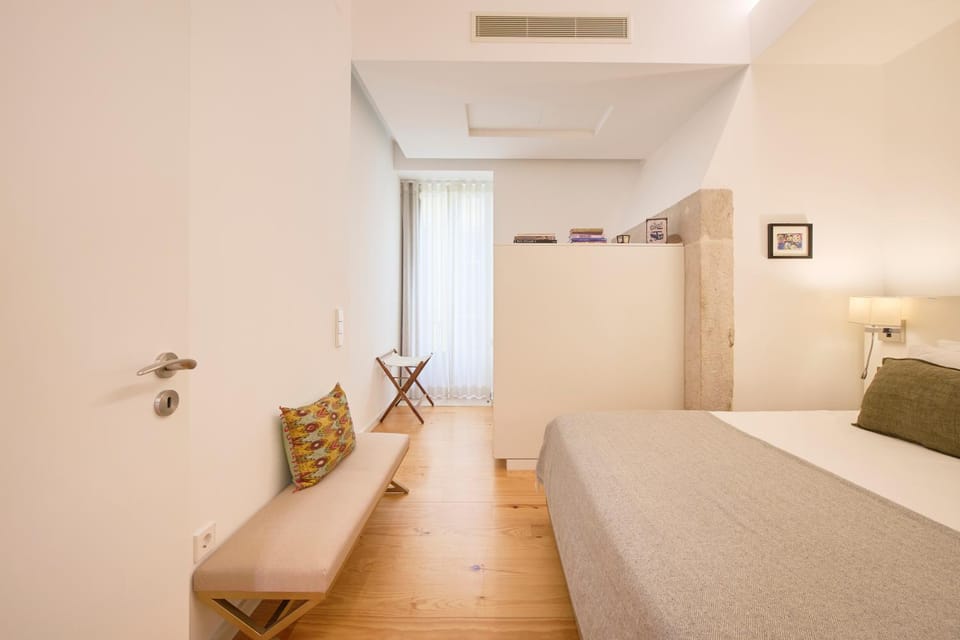 Bed, Photo of the whole room, Bedroom, internet, wardrobe, air conditioner