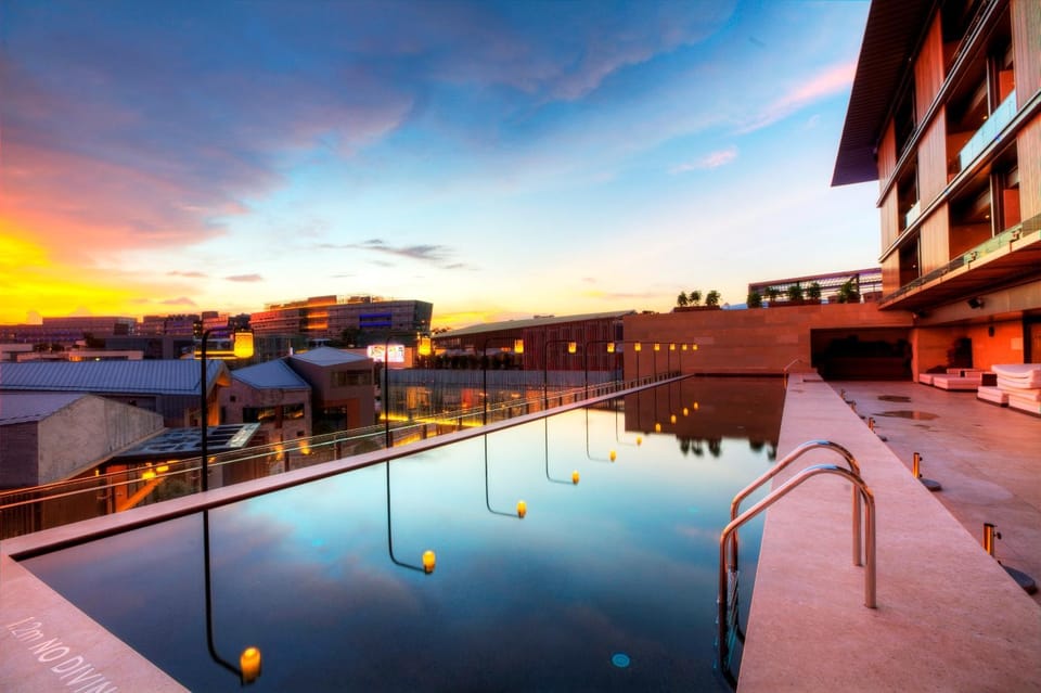 Swimming pool, Swimming pool