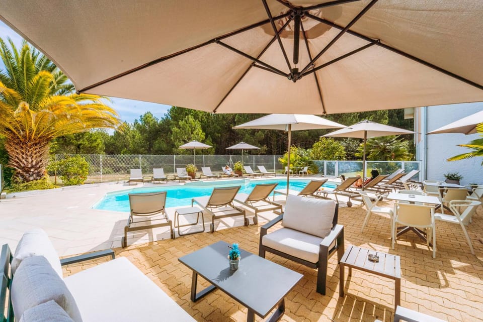 Patio, Patio, Garden, Garden, Balcony/Terrace, Garden view, Garden view, Pool view, Pool view, Swimming pool, Swimming pool