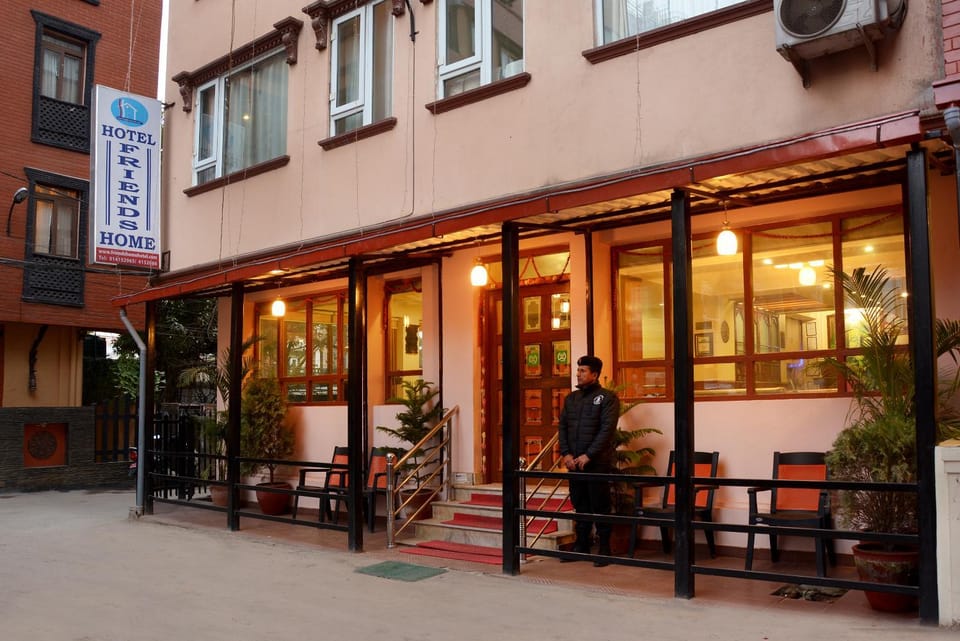 Facade/entrance