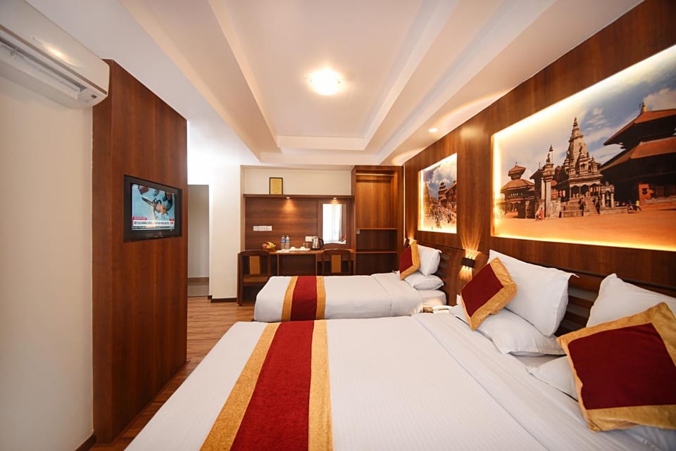 Communal lounge/ TV room, Bed, TV and multimedia, Photo of the whole room, Bedroom
