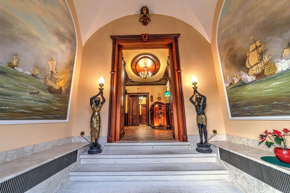 Facade/entrance, Lobby or reception
