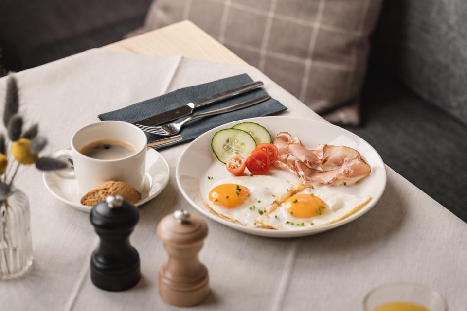 Food and drinks, Food, Breakfast