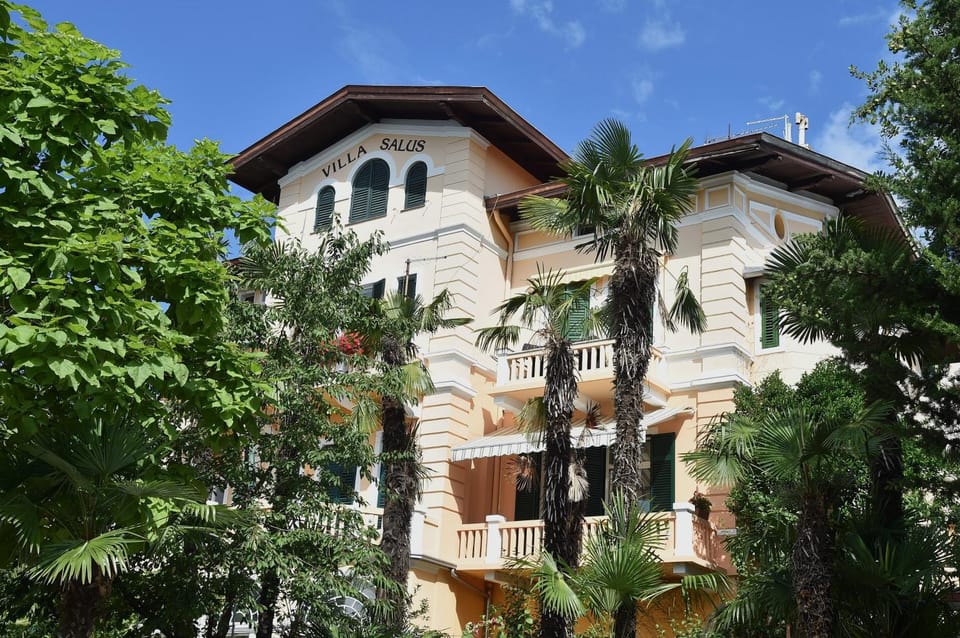 Property building, Garden