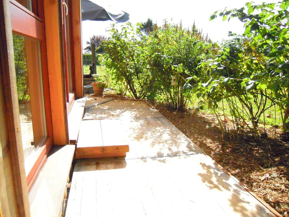 Facade/entrance, Off site, Natural landscape, Summer, Garden, Balcony/Terrace, Garden view