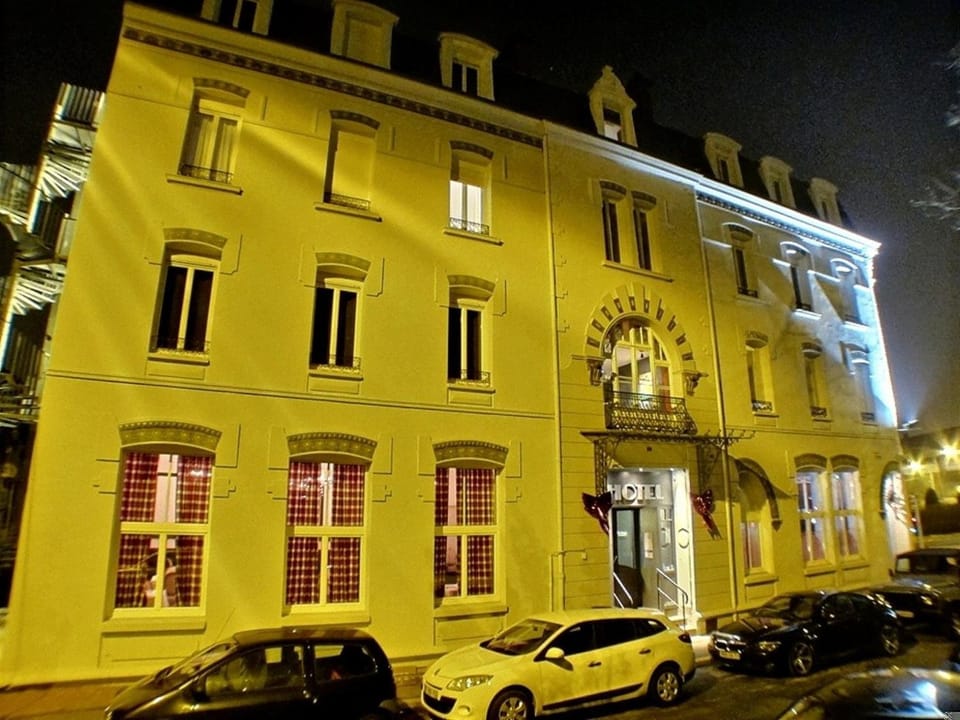 Property building, Night