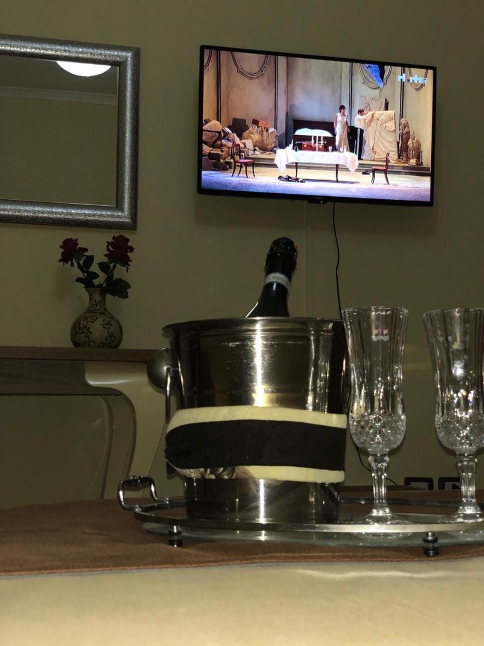 Communal lounge/ TV room, TV and multimedia, Drinks