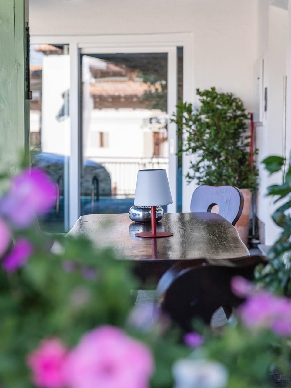 Facade/entrance, Garden, Balcony/Terrace, Seating area