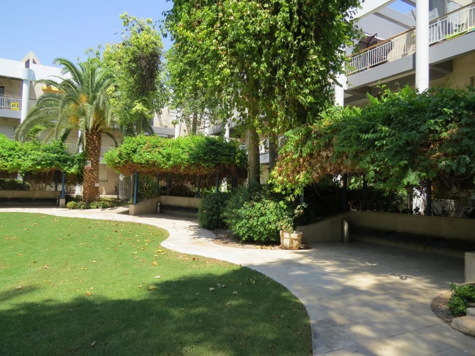 Royal Park- Magical garden apartment Apartment in Eilat