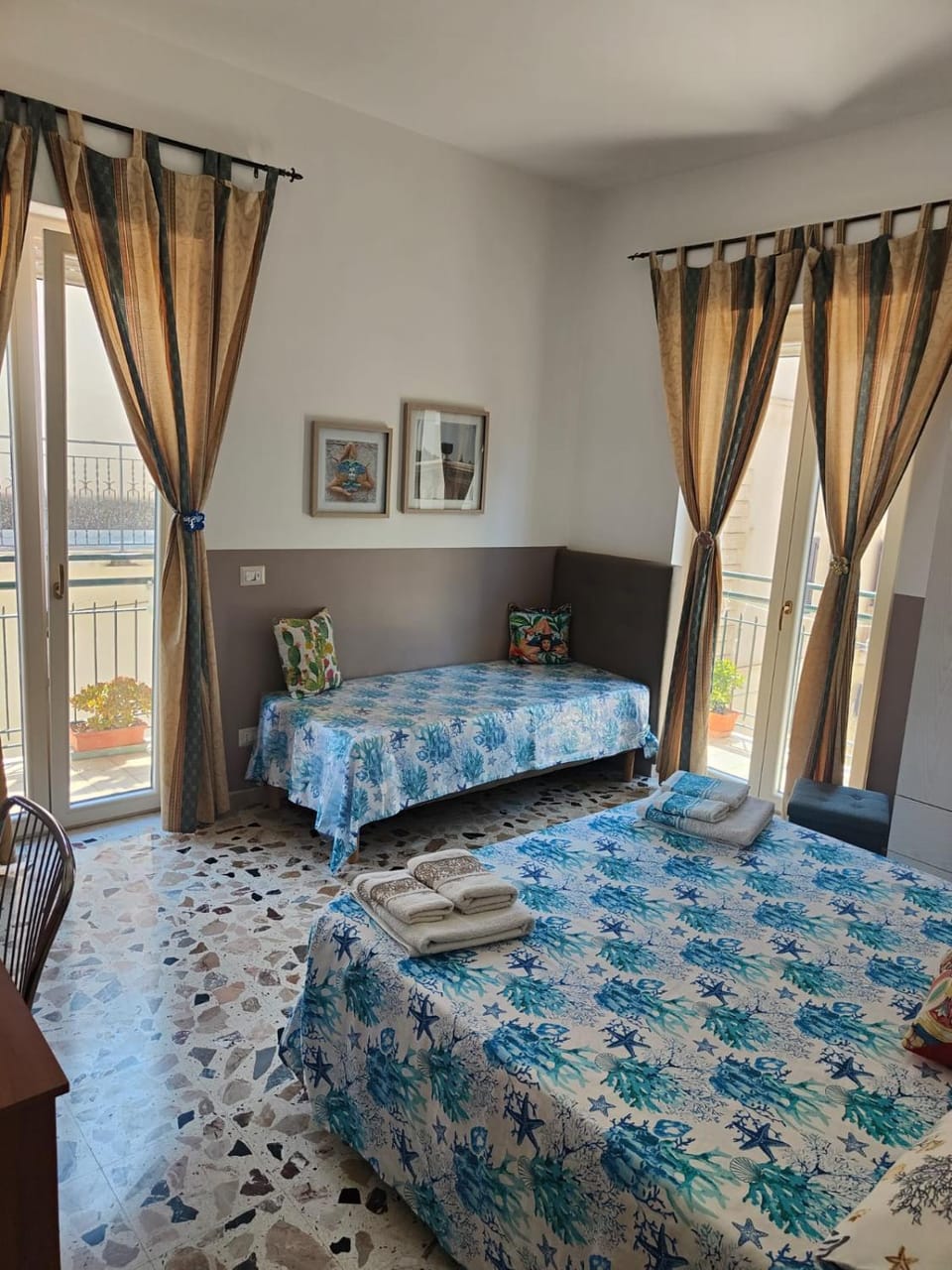 Balcony/Terrace, Photo of the whole room