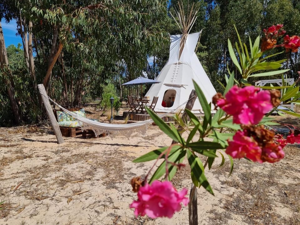 Goodmuda Tipi's Luxury tent in Setubal District