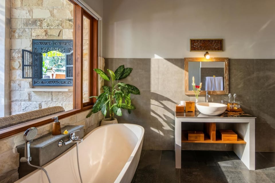 Bathroom, Bath