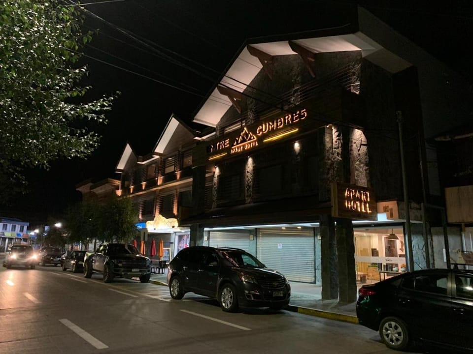 Entre Cumbres Apart Hotel Apartment hotel in Chubut Province, Argentina