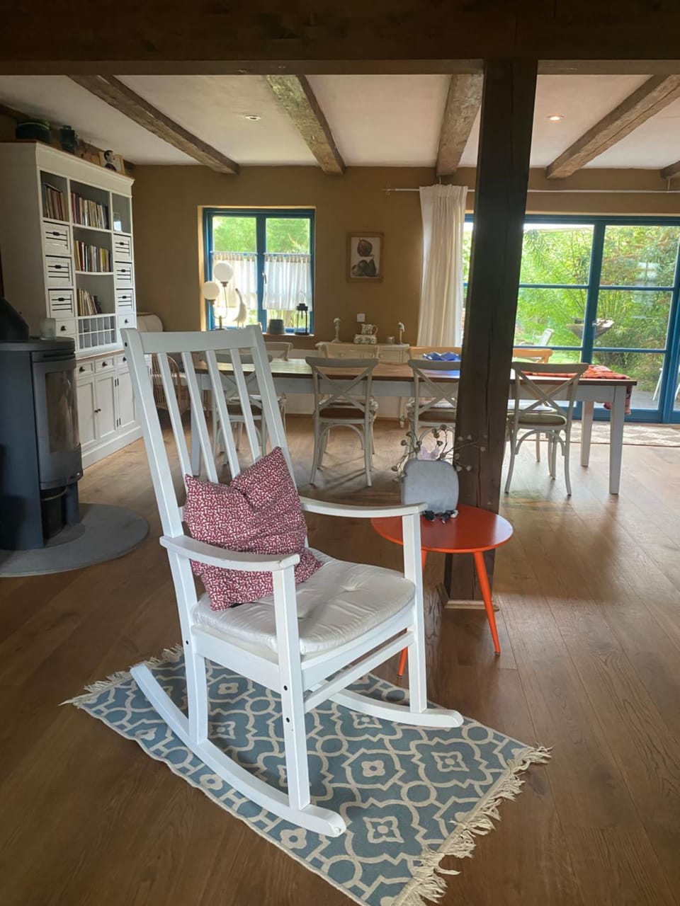 Living room, Seating area, Dining area