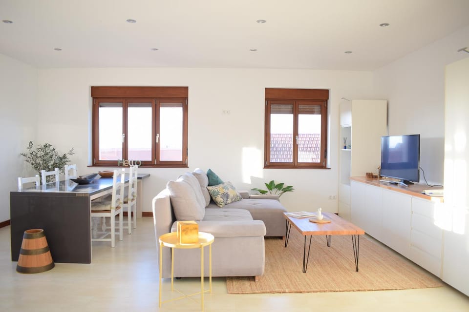 Communal lounge/ TV room, Game Room, Living room