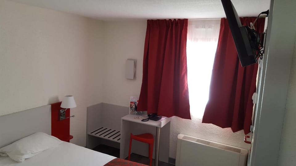 Fasthotel Tarbes Séméac - Un hôtel FH Confort Hotel in Occitanie