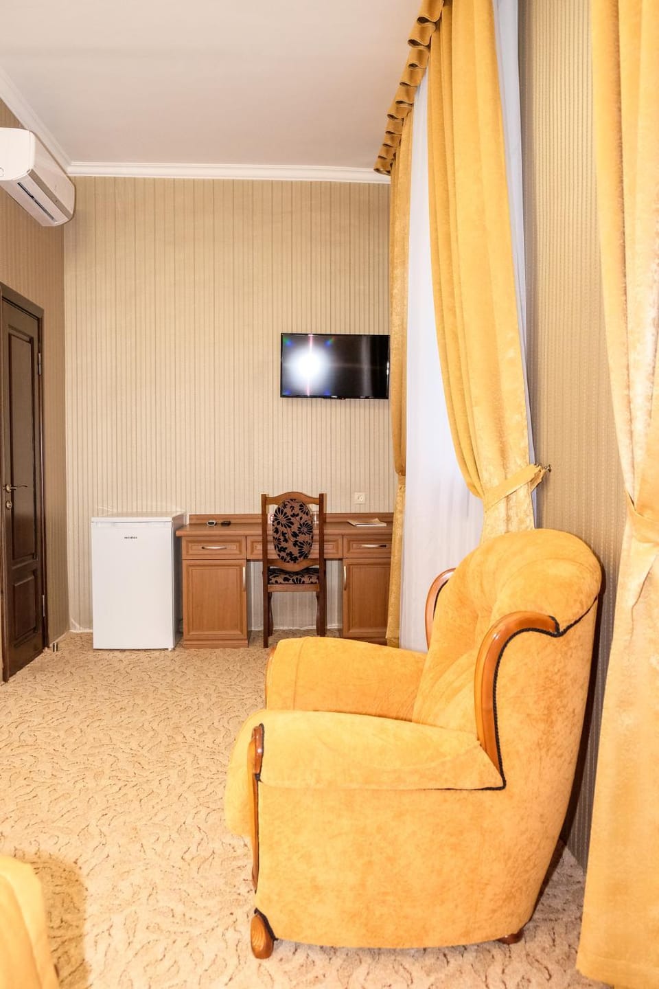 Оздоровчий комплекс Гайки заїзд провулок Сухий Яр 12 Hotel in Ukraine