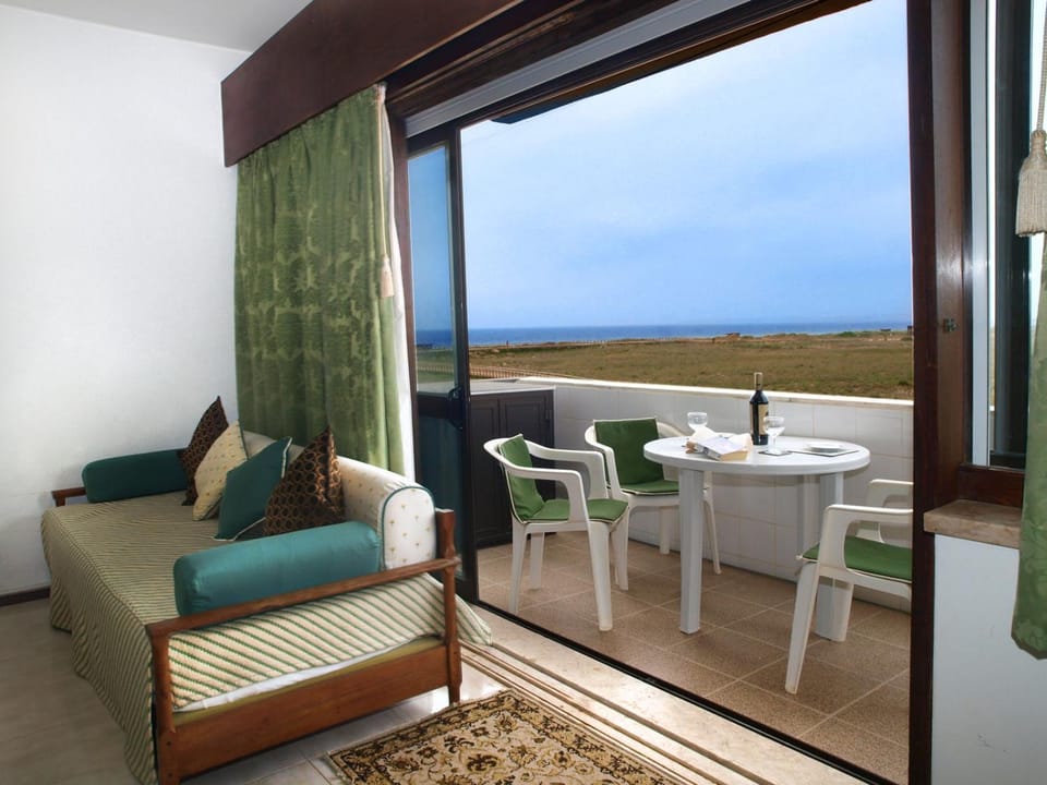 Day, Living room, Sea view