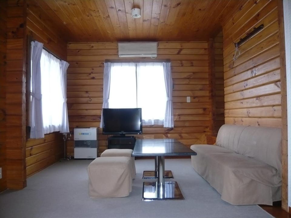 Hakuba Happo Log Chalets House in Hakuba
