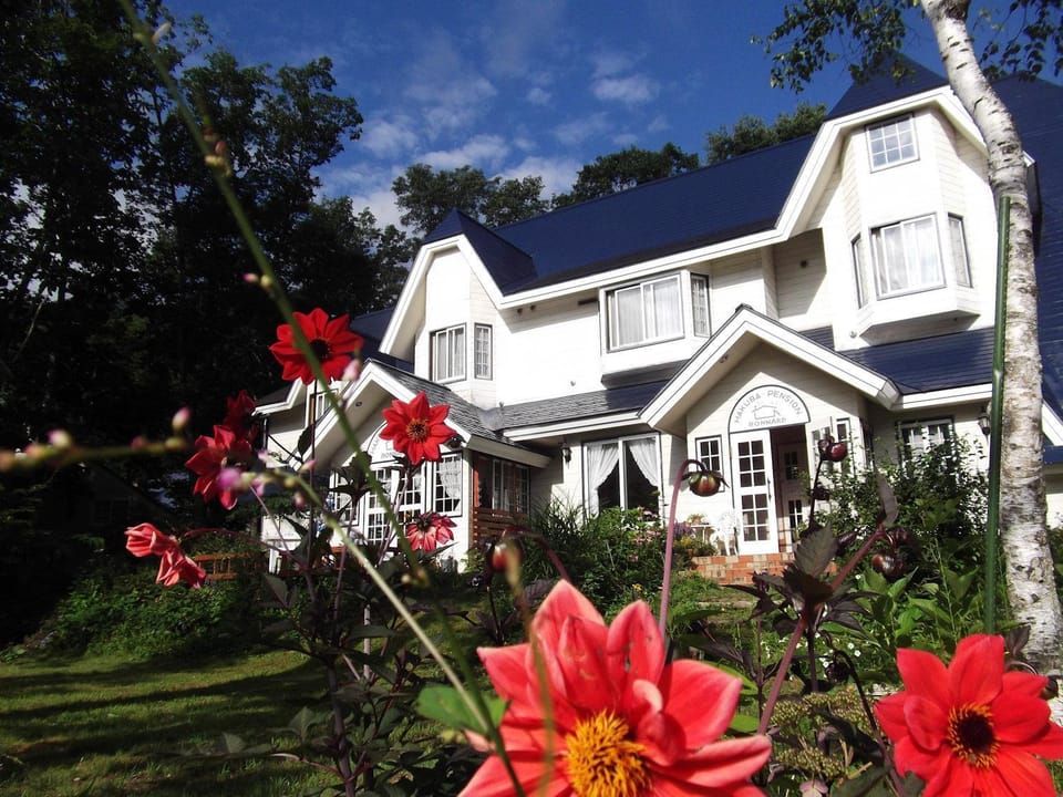 Pension Bonnard Bed and Breakfast in Hakuba