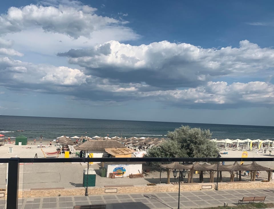 Apartament Harmony 2 Mamaia Sat Apartment in Constanța County