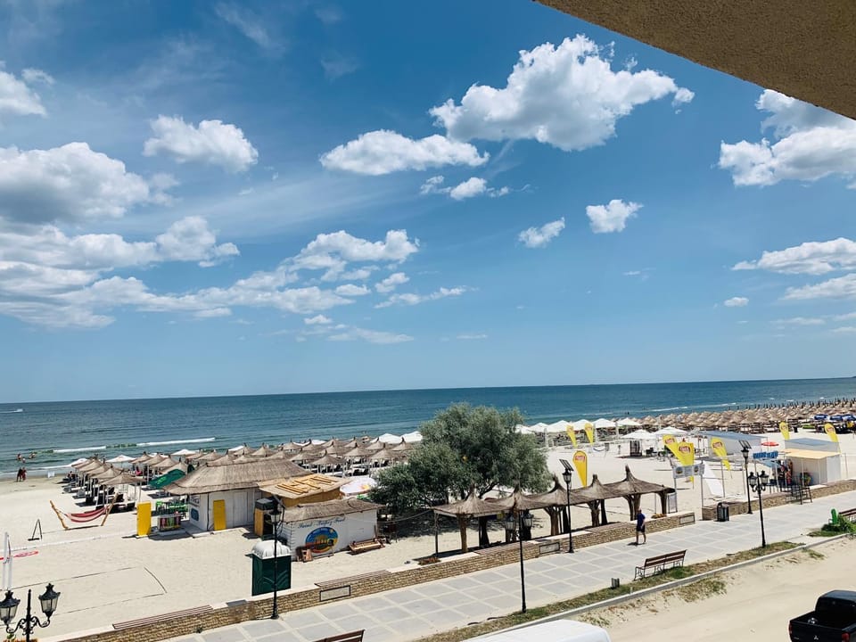 Apartament Harmony 2 Mamaia Sat Apartment in Constanța County