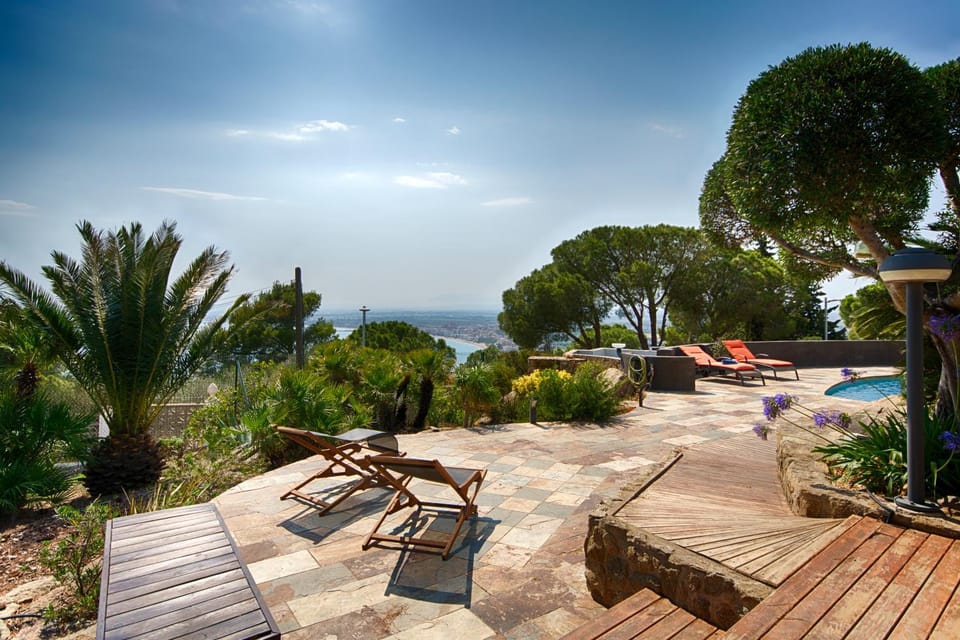 Garden, Garden, Balcony/Terrace