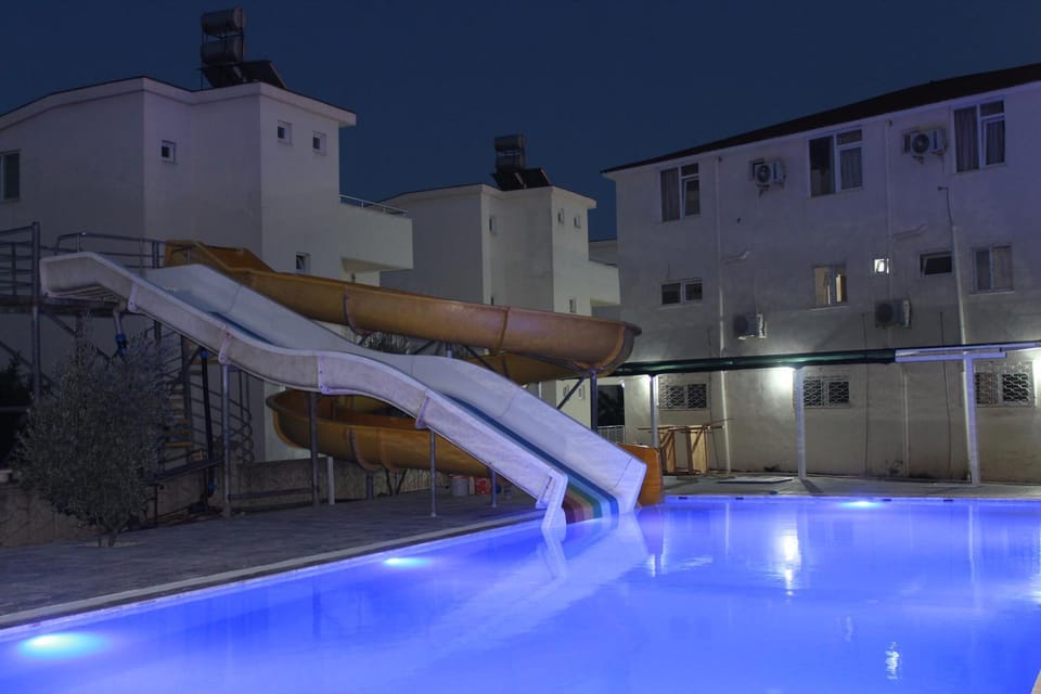 Property building, Swimming pool