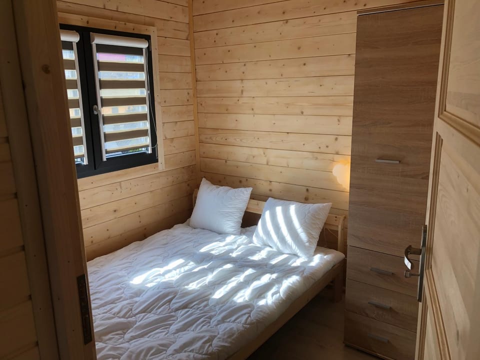 Bed, View (from property/room), View (from property/room), Other, Other, Other, Photo of the whole room, Bedroom, wardrobe