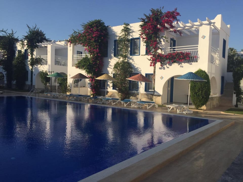 Paradise Apart Hotel Apartment hotel in Bodrum