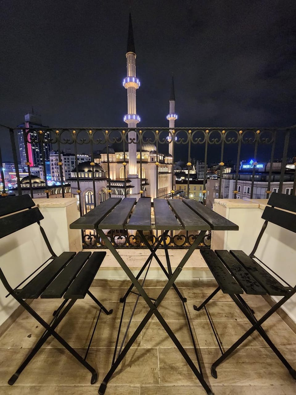 Balcony/Terrace, Dining area