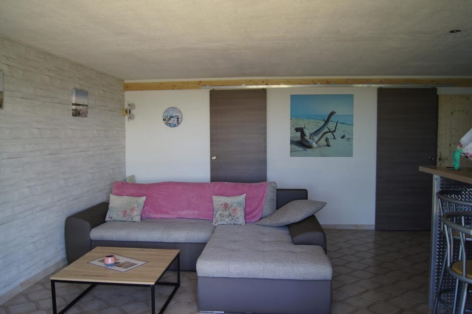 APPARTEMENT PROCHE BORD DE MER Apartment in Plougasnou