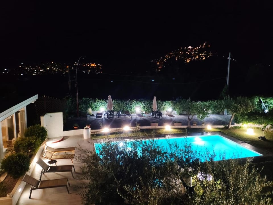 Night, Swimming pool