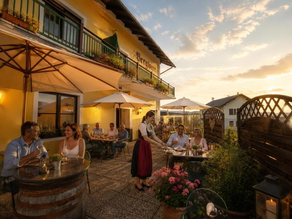 Mohnhotel - Bergwirt Schrammel Hotel in Austria