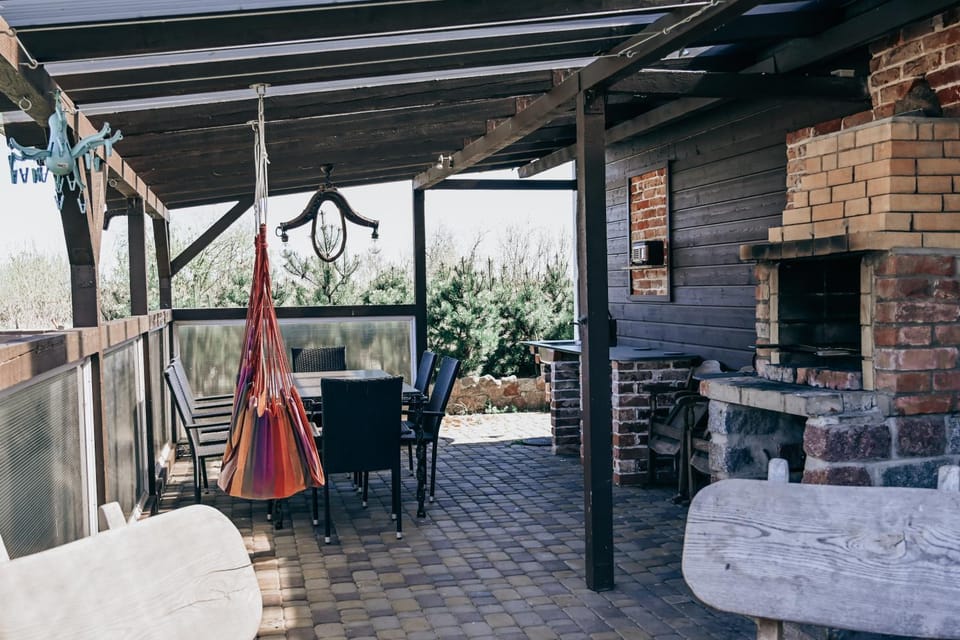 BBQ facilities, Balcony/Terrace, Seating area