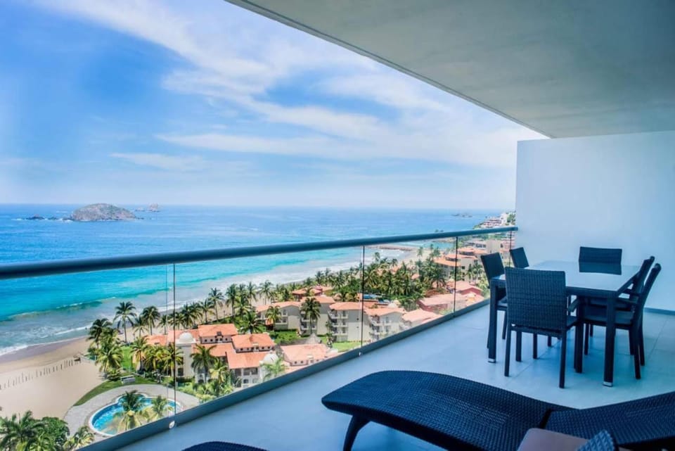 PENINISULA ViSTA AL MAR BY ENNA INN IXTAPA Apartment in Ixtapa Zihuatanejo