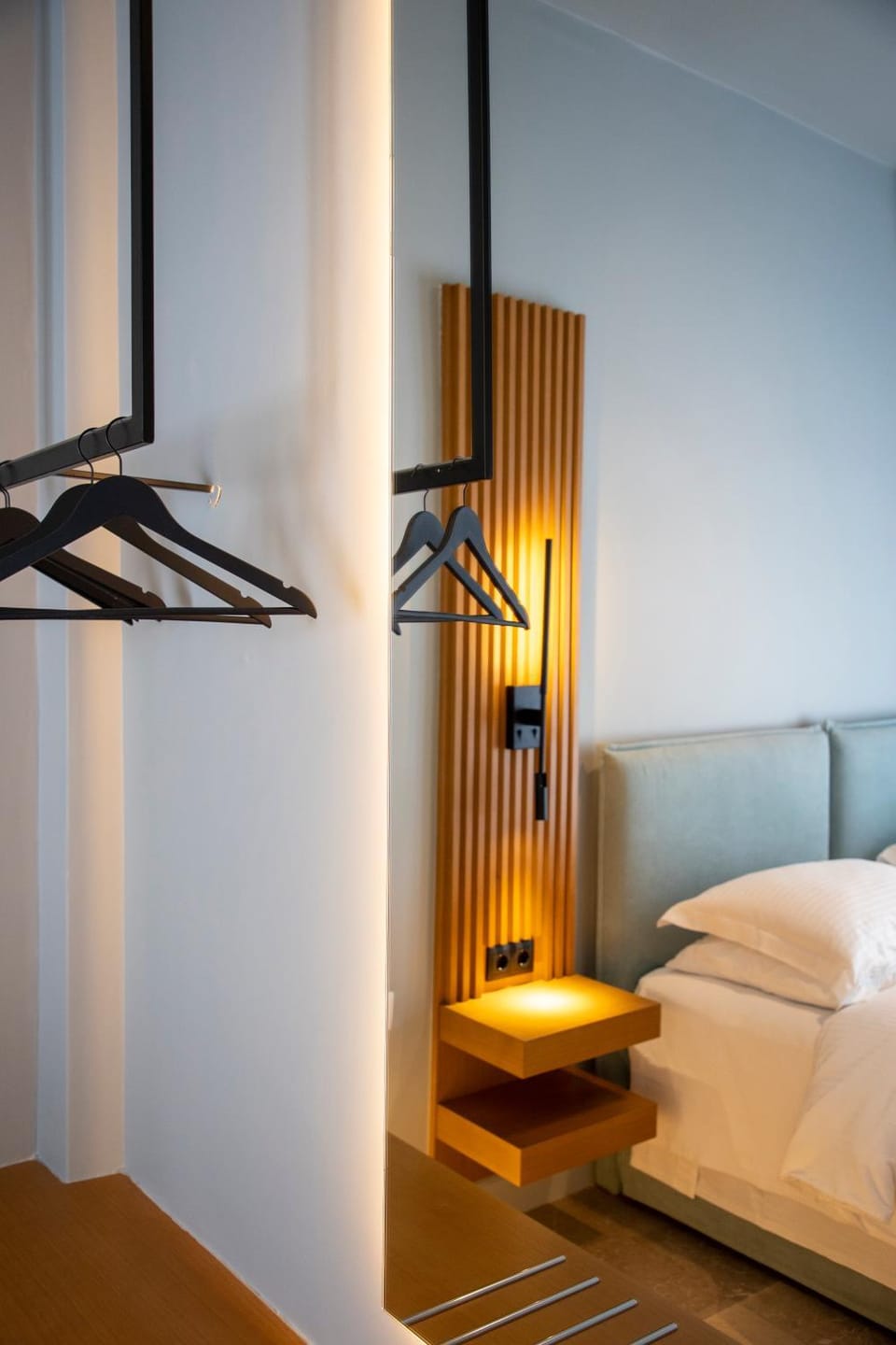 Bed, Photo of the whole room, Bedroom, wardrobe