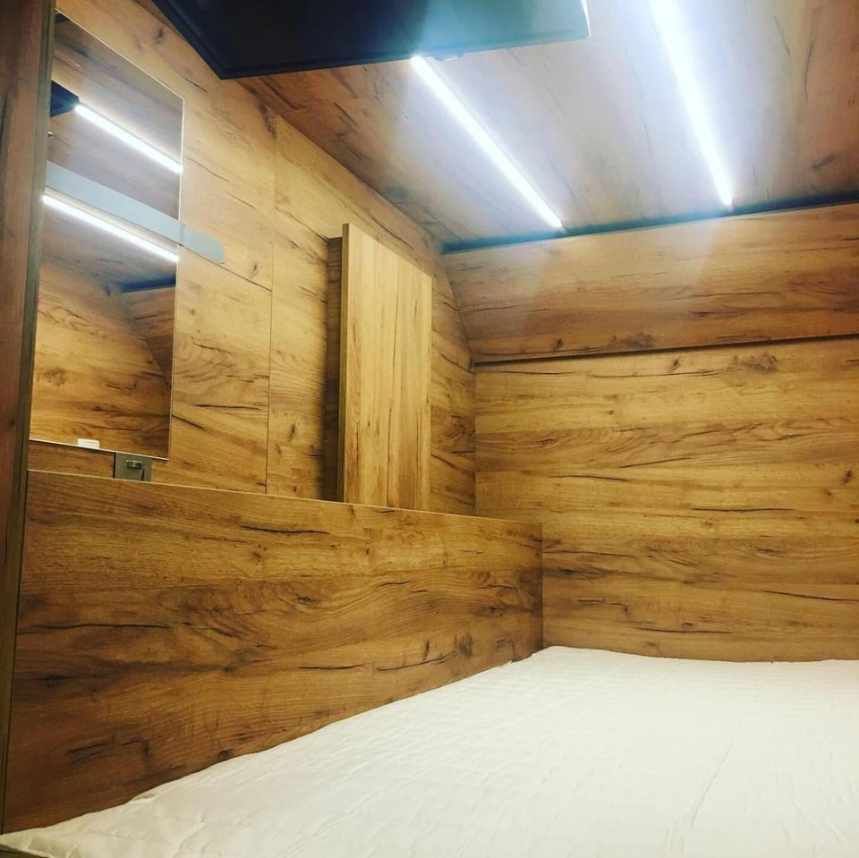 bunk bed