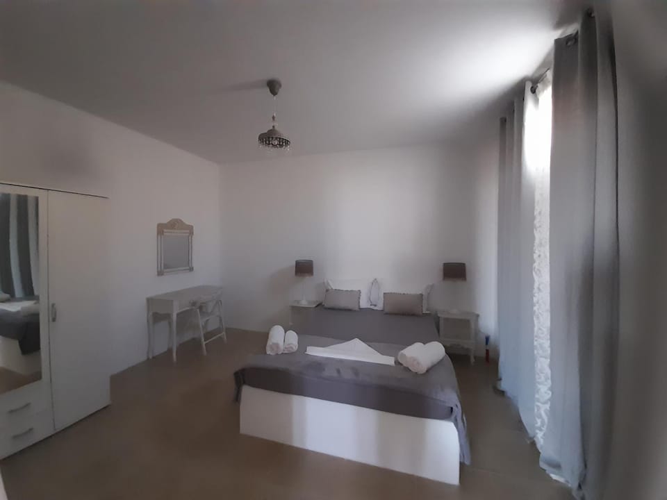 Magda house Apartment in Milos
