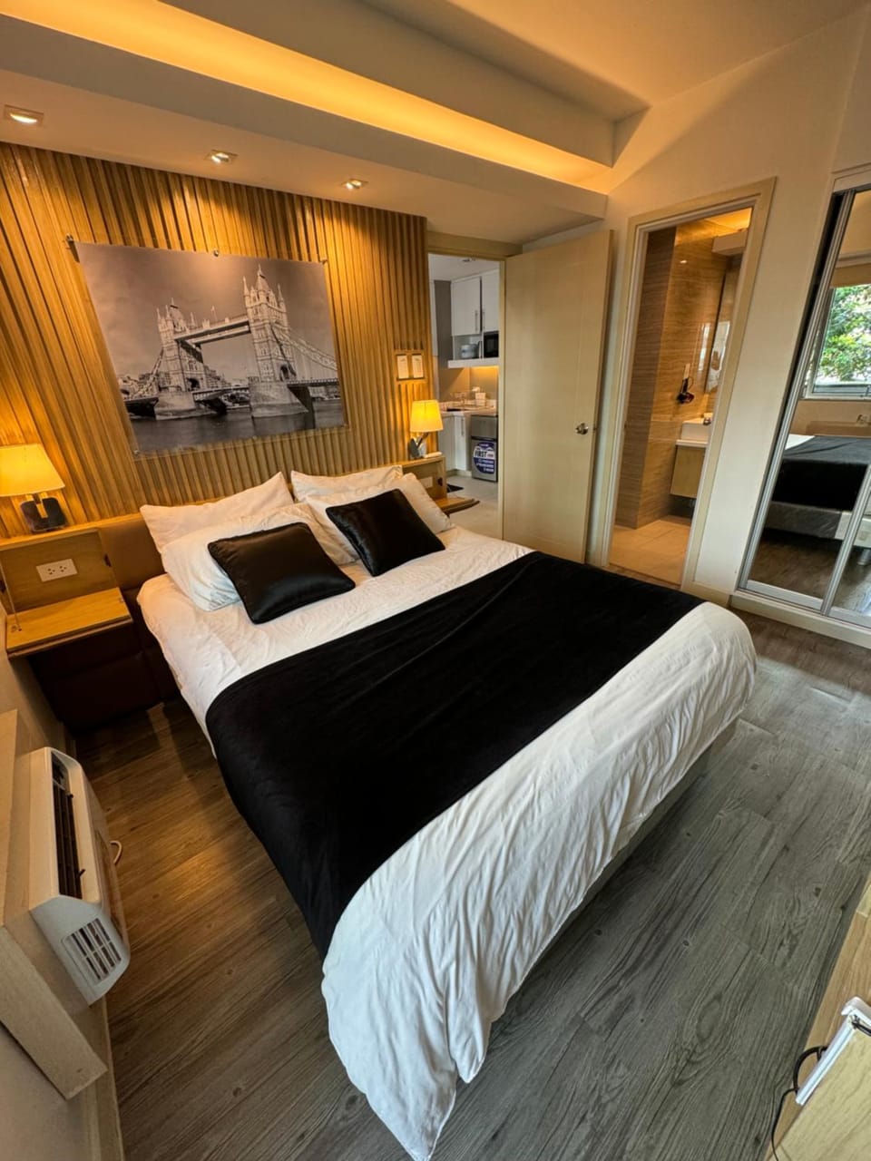 Nice one BR condo free pool in Commonwealth QC Apartment in Quezon City